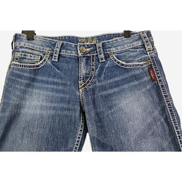 Silver Jeans ~Woman Size 29~ Blue Denim Frances Capri Jeans. - Picture 12 of 14